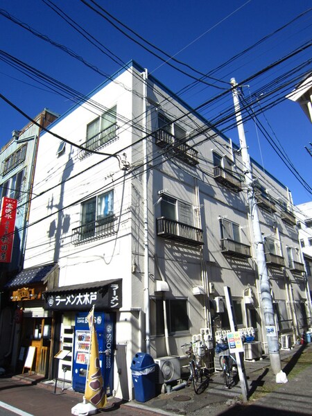 フォレスト鶴外観写真