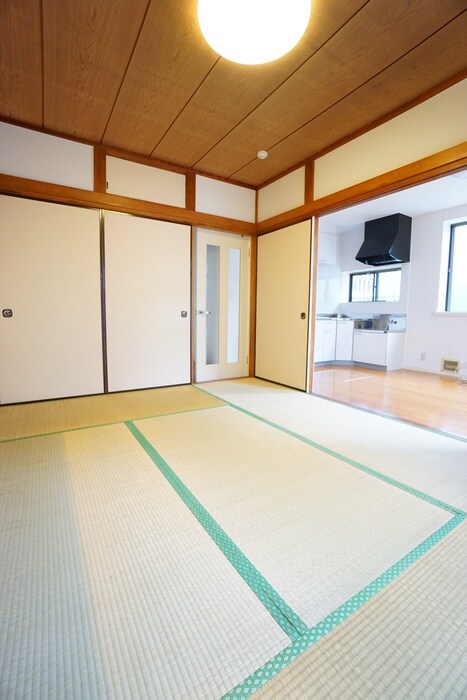 物件内観写真8　(居室)