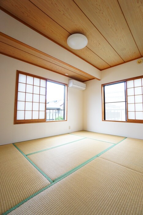 物件内観写真10　(居室)