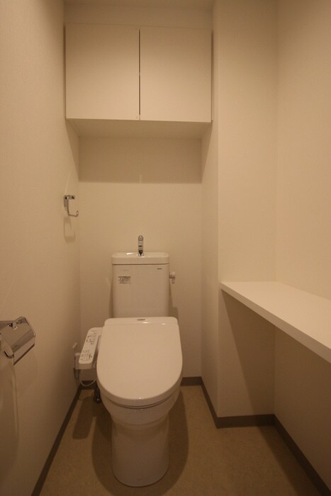 物件内観写真12　(トイレ)