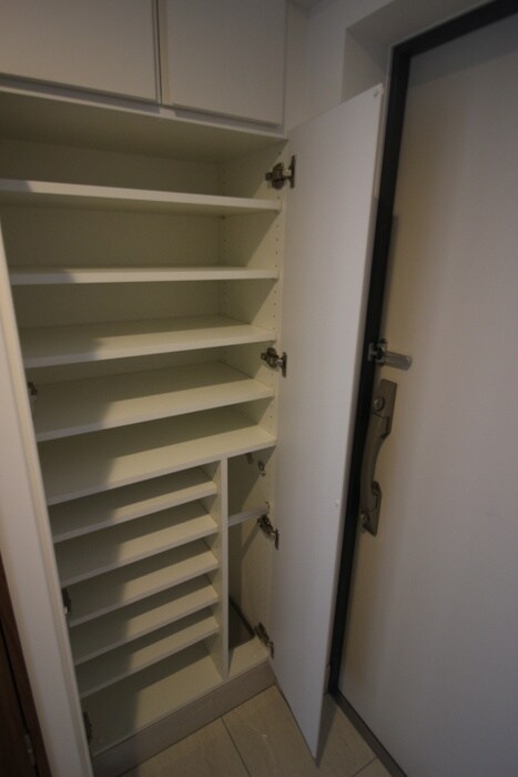 物件内観写真17　(靴箱)