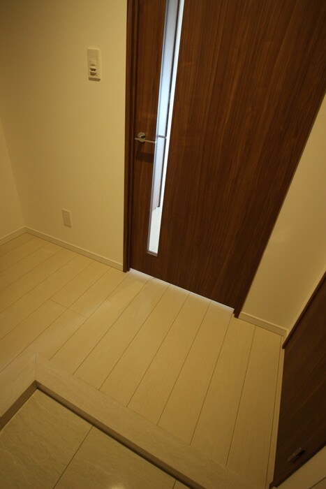 物件内観写真18　(廊下)