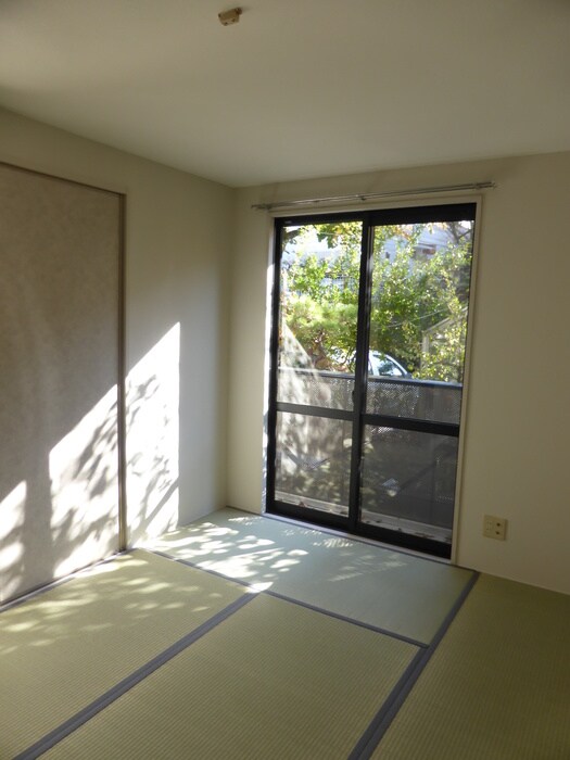 物件内観写真17　(居室)