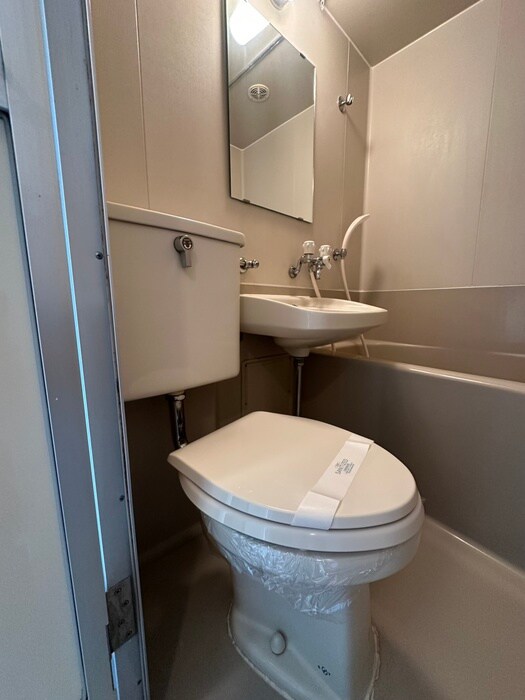 物件内観写真11　(トイレ)