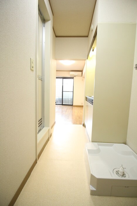 物件内観写真22　(廊下)