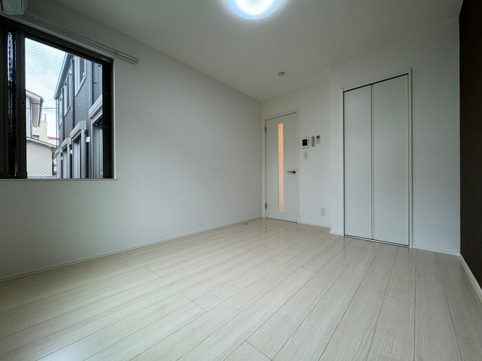 物件内観写真9　(居室)