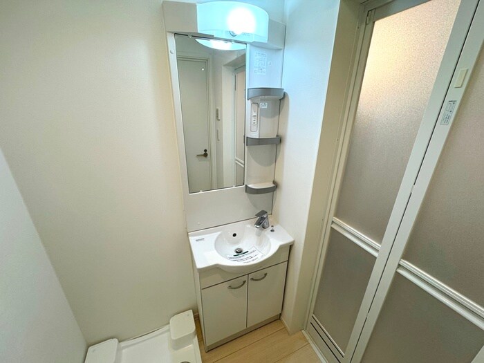 物件内観写真13　(洗面)