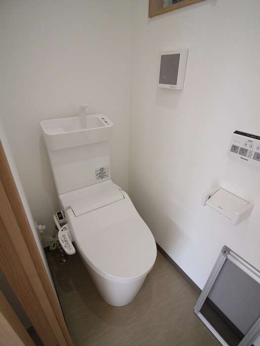 物件内観写真13　(トイレ)