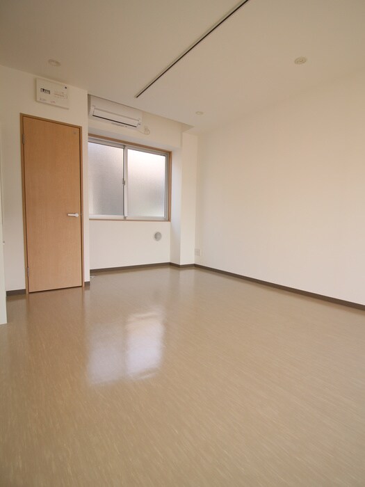 物件内観写真16　(居室)