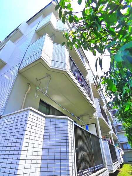コンフォルトメゾン杉山(18-101)外観写真