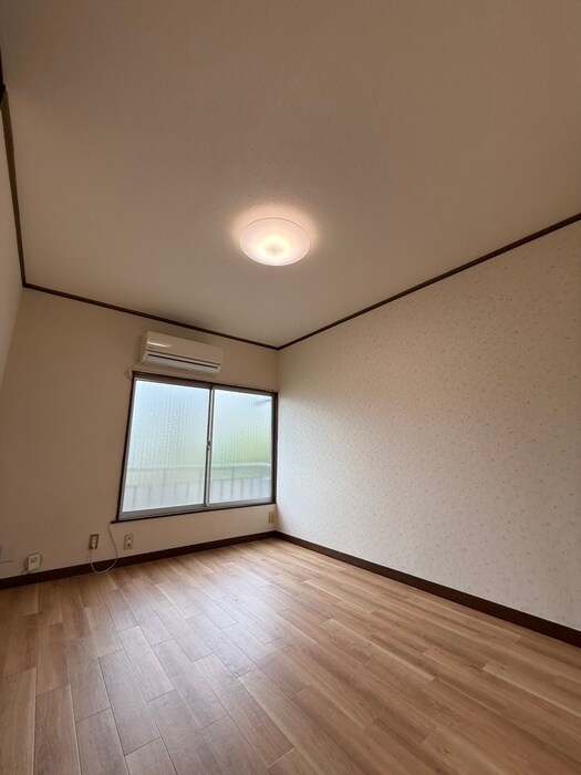 物件内観写真10　(内観写真)