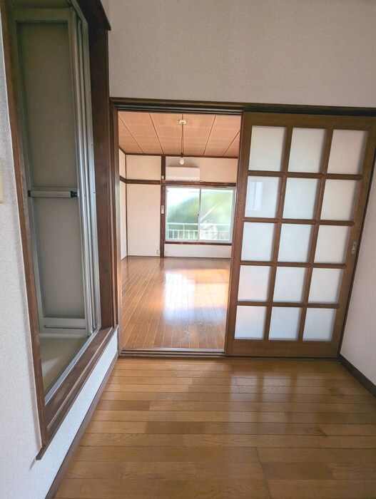 物件内観写真20　(廊下)