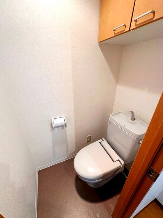 物件内観写真8　(トイレ)