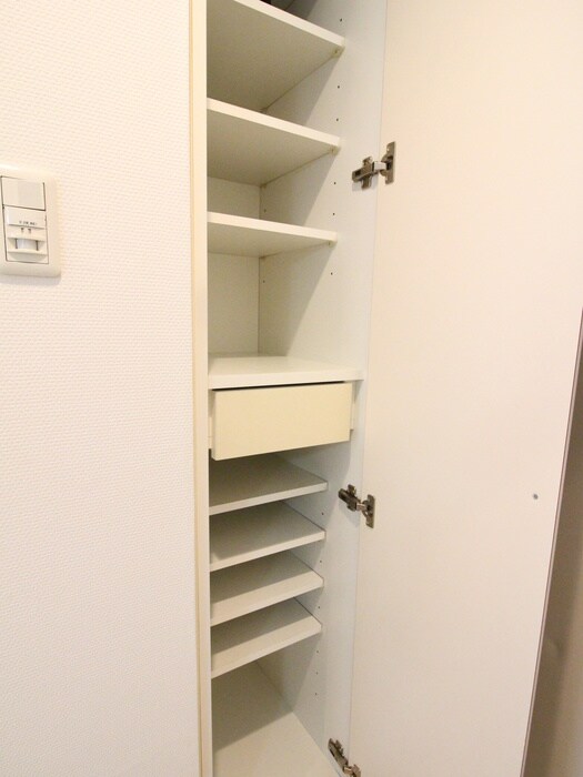物件内観写真17　(靴箱)