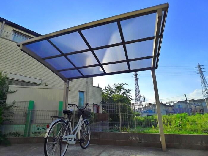 物件外観写真2　(駐輪場)