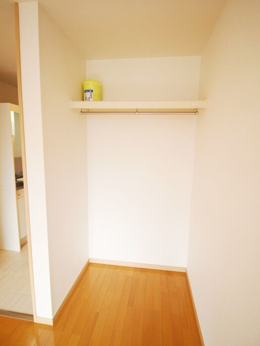 物件内観写真9　(収納)