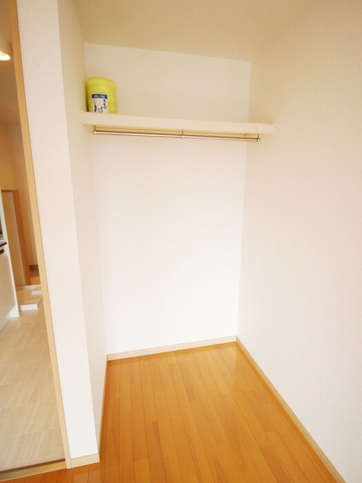 物件内観写真22　(収納)