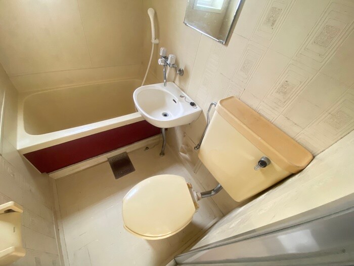 物件内観写真8　(トイレ)