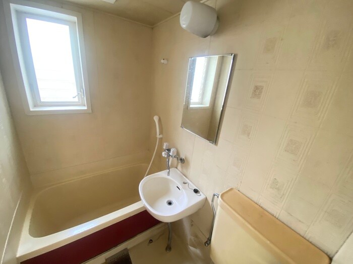 物件内観写真9　(洗面)