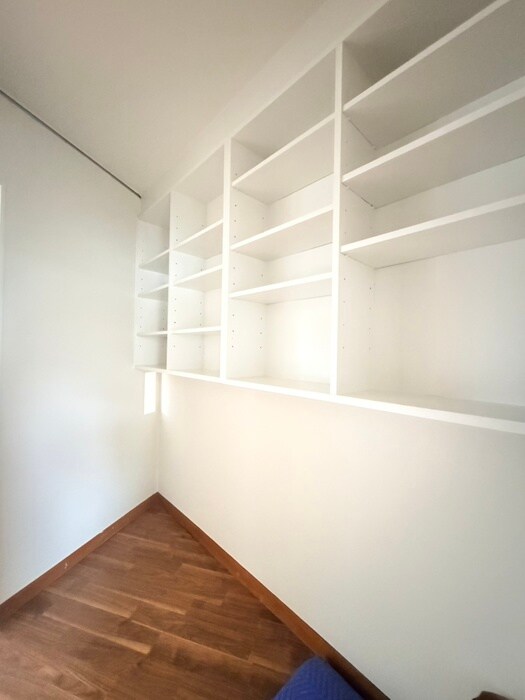 物件内観写真13　(収納)