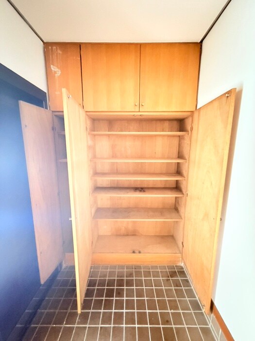 物件内観写真14　(靴箱)