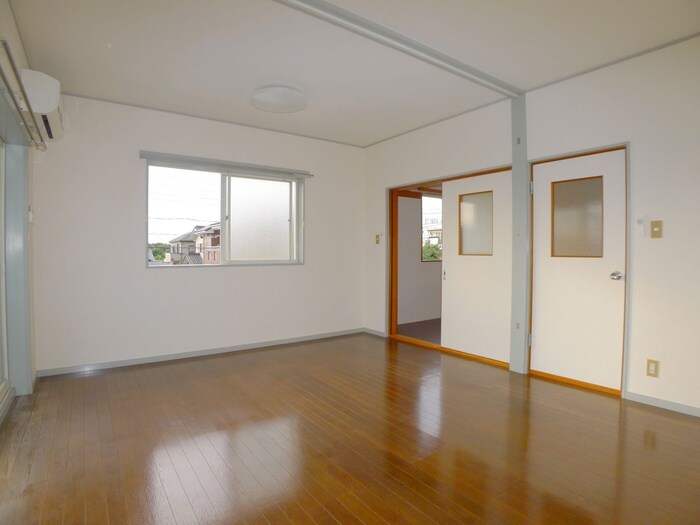 物件内観写真8　(居室)