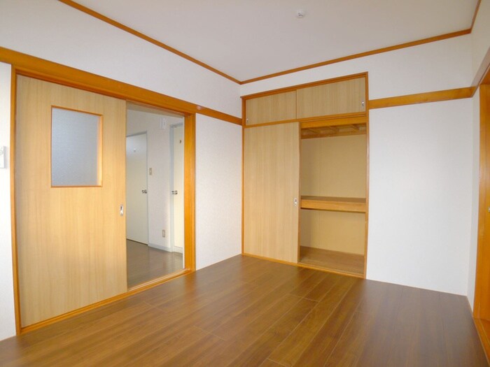 物件内観写真10　(居室)