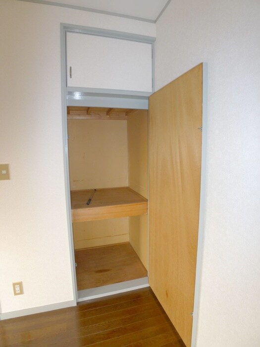 物件内観写真22　(収納)