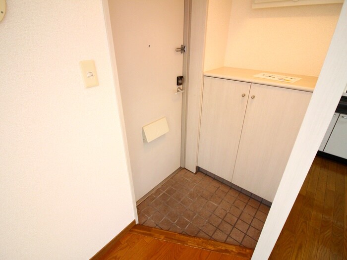 物件内観写真19　(玄関)