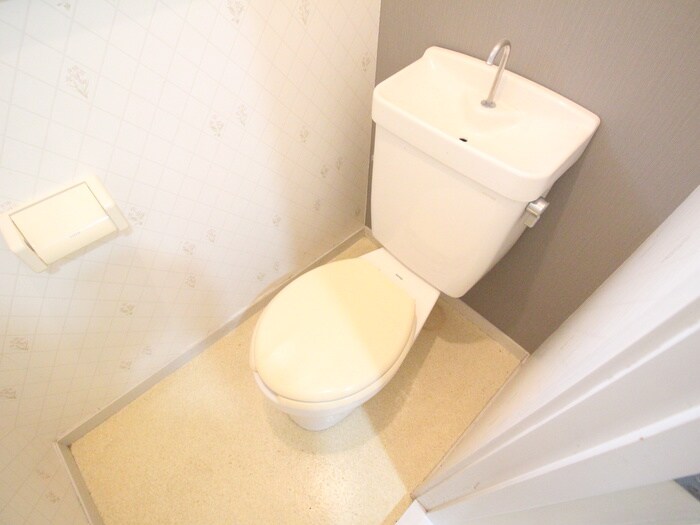 物件内観写真11　(トイレ)