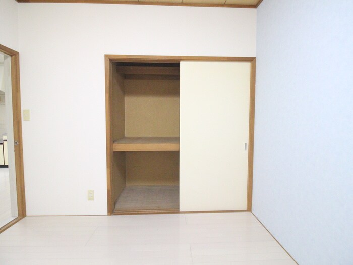 物件内観写真14　(収納)