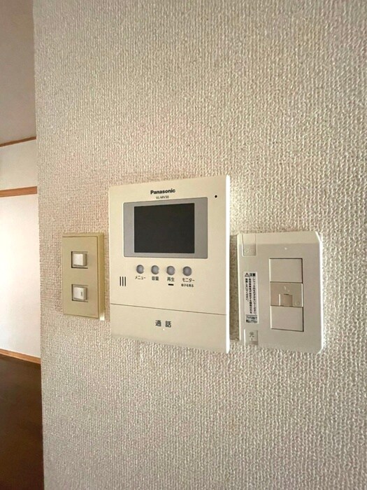 物件内観写真15　(洗濯機置場)