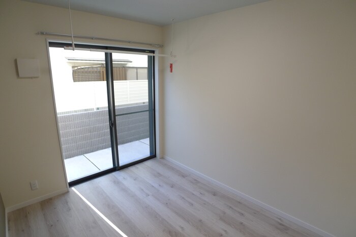 物件内観写真8　(居室)