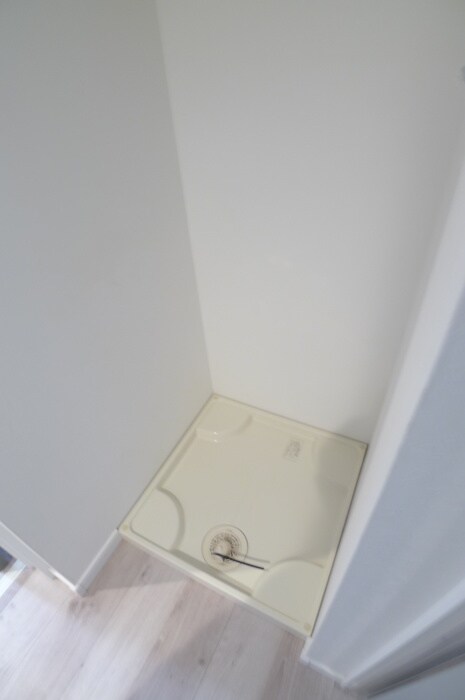 物件内観写真13　(洗濯機置場)