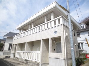 コ－トヤ－ド外観写真