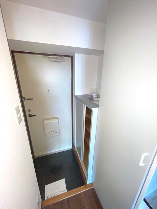 物件内観写真17　(玄関)