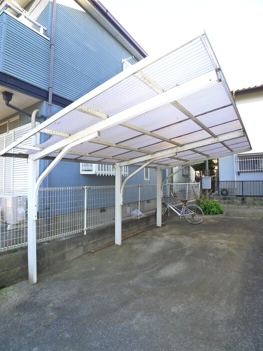 物件外観写真5　(駐輪場)