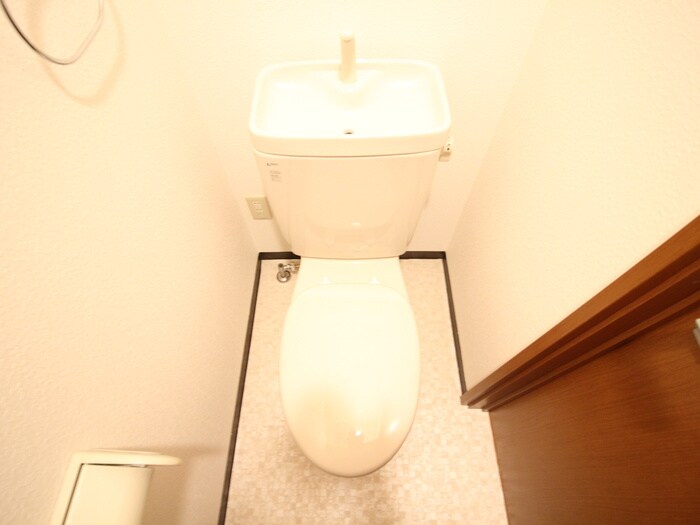 物件内観写真14　(トイレ)