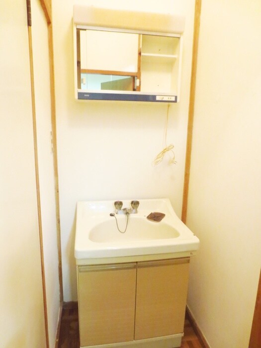 物件内観写真10　(洗面)