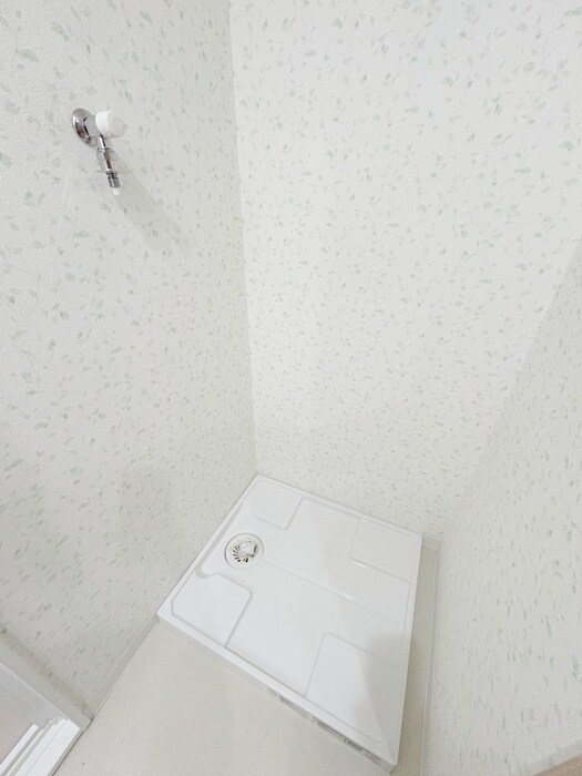 物件内観写真14　(洗濯機置場)