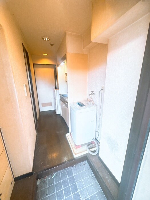 物件内観写真17　(廊下)