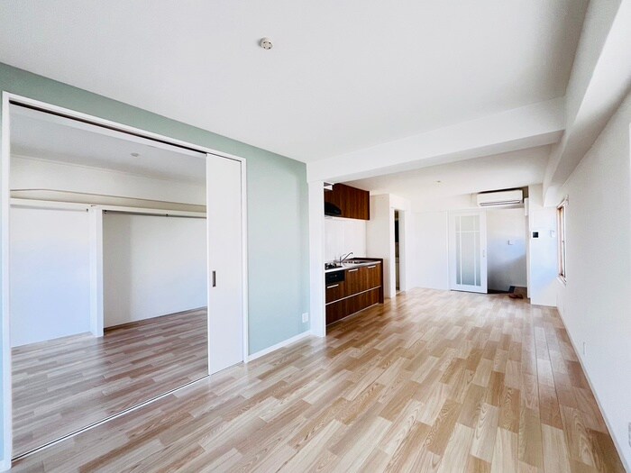 物件内観写真8　(居室)