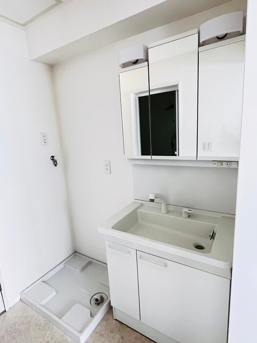 物件内観写真12　(洗面)