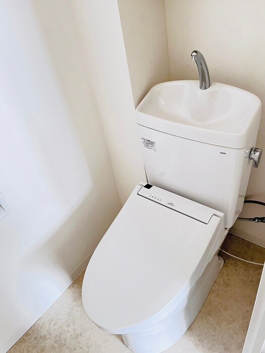 物件内観写真15　(トイレ)