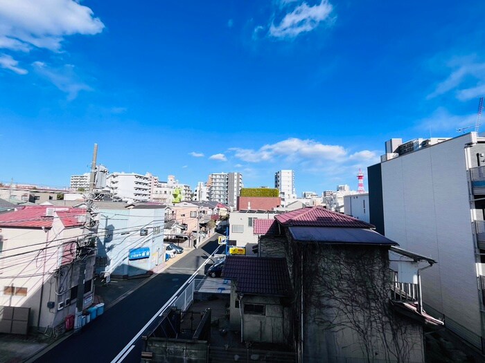 物件内観写真17　(室内からの展望)