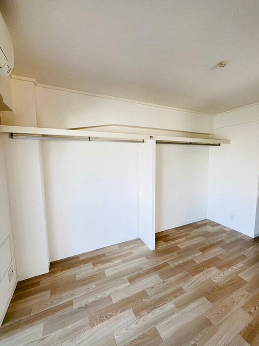 物件内観写真18　(収納)