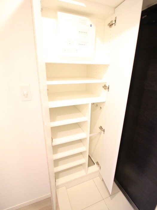 物件内観写真19　(靴箱)