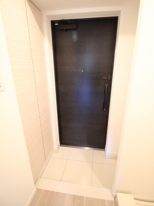 物件内観写真20　(玄関)