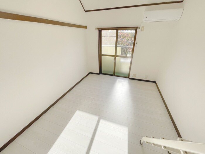 物件内観写真10　(居室)