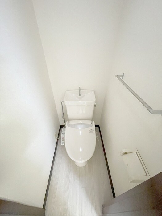 物件内観写真13　(トイレ)